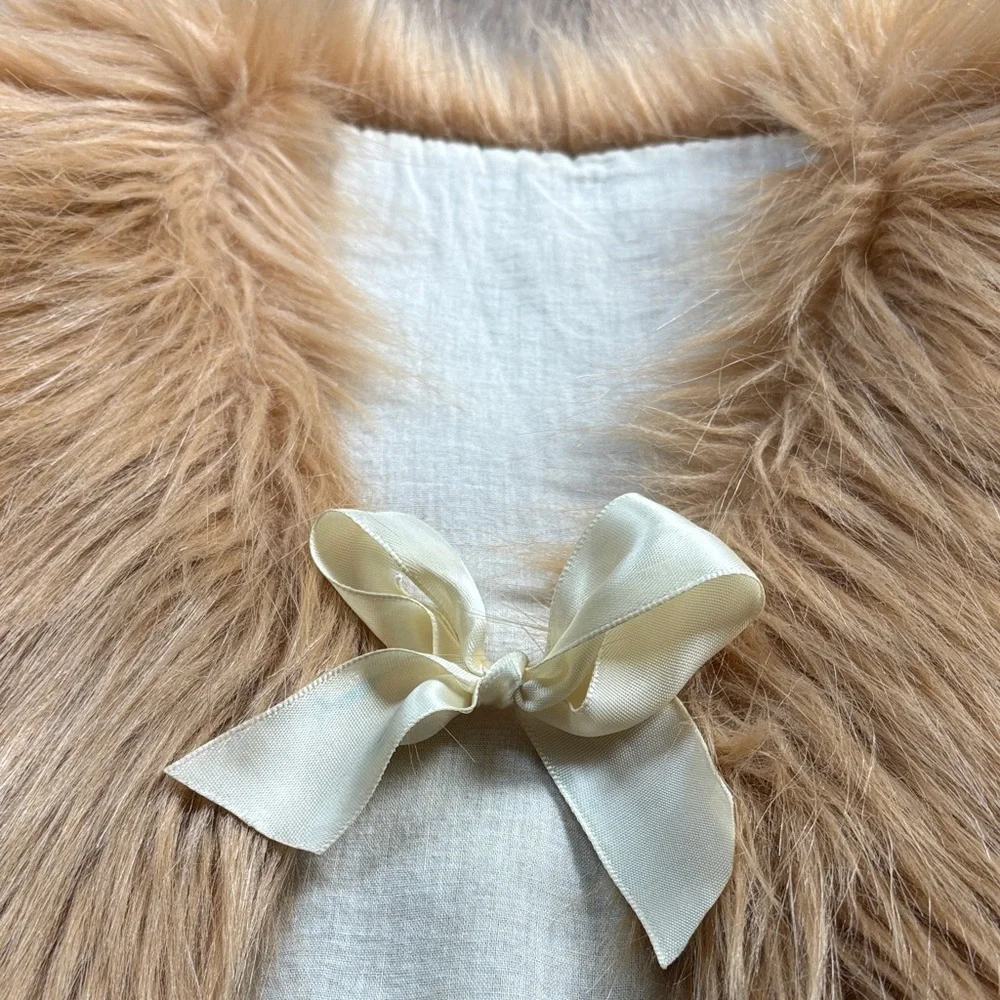 Girls Faux Fur Vest with Bow Size 120 (5-6 years) Camel Tan Boutique Layer